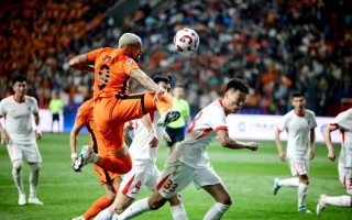 雷速直播-中超战况激烈，球队实力逐渐显露