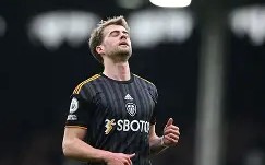 雷速-利兹联补时阻击诺里奇，先拔头筹