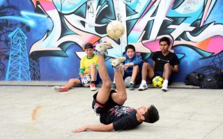 雷速官网-玻利维亚足球队踏上海外集训之旅