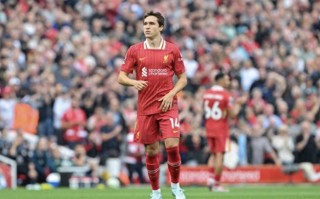 雷速官网下载-利物浦前锋连入两球，战绩有望稳步提升