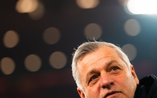 雷速-安菲尔德球迷愤怒，要求主帅做出改变