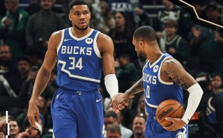 雷速官网-尼克斯负于湖人，兰德尔独木难支追分终因失误惜败