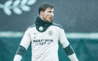 雷速官网下载-罗马主帅表态：球队目标保持不败