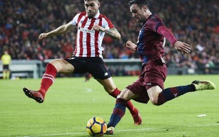 雷速-塞维利亚取胜后稳居榜首！