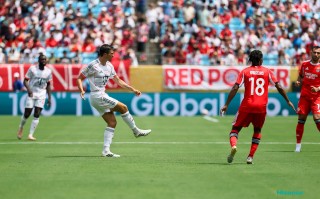 雷速官网-拜仁慕尼黑爆冷输球，出线压力大增