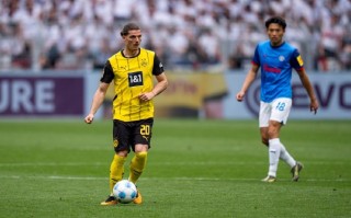 雷速官网下载-杀菲如故：多特蒙德再战获胜，信心倍增