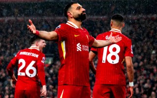 雷速直播-欧锦赛十六强强强对决，焦点战引燃球迷热情