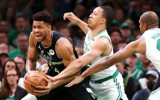 雷速官网-雄鹿队再获胜利，东部霸主地位无可撼动