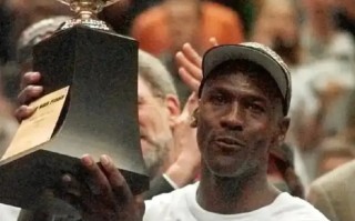 雷速官网-乔丹终极表现，带队夺取胜利需求！