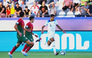 雷速-英格兰球队在重要比赛中获得胜利