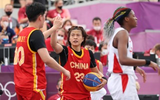 雷速-奥运篮球赛场掀起热潮，中国队实力堪比