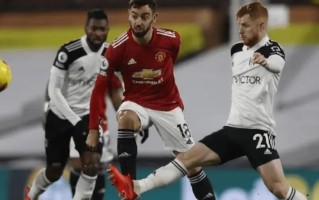 雷速官网-吉林队赛季中表现不佳，主帅调整策略