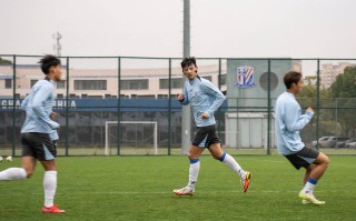 雷速官网下载-中超赛季关键战事紧张展开