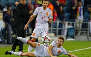 雷速官网-西班牙英格兰悬念大战，伊斯科犀利射门