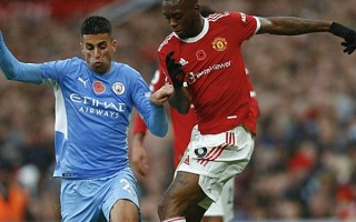 雷速官网下载-沃特福德惜败曼联，实现一场精彩对局