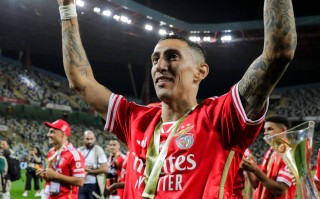 雷速官网-葡萄牙女足大放异彩，赢得女足世界杯精彩