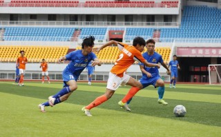 雷速-传奇球员带动球队氛围，队员互相鼓励