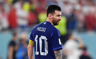 雷速官网-朴茨茅斯队遭遇失利，小组赛提前结束