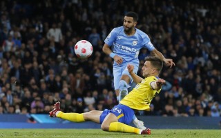 雷速-莱斯特城主场告负，欧冠位置岌岌可危