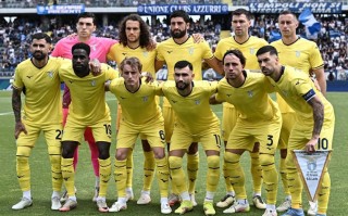 雷速官网下载-恩波利客场大胜，球员庆祝胜利