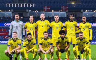 雷速官网-芬兰队状态神勇，连夺多场胜利