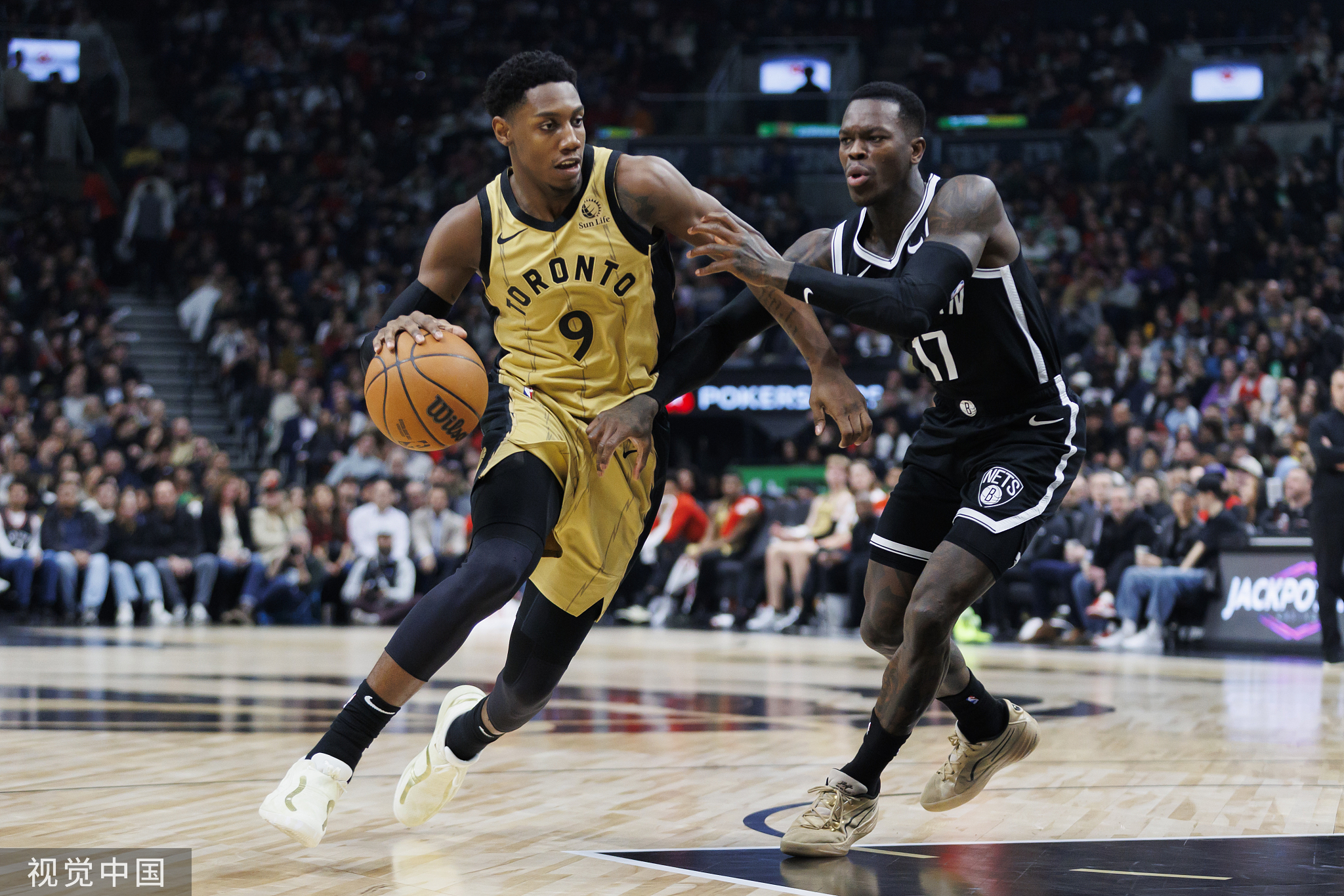 雷速-骑士大胜猛龙,取得系列赛首胜-第2张图片-雷速官网 雷速-骑士大胜猛龙,取得系列赛首胜-第2张图片-雷速官网