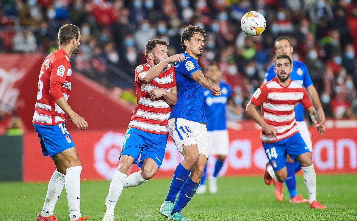 雷速官网-巴黎圣日耳曼客场痛击,轻取胜利-第1张图片-雷速官网 雷速官网-巴黎圣日耳曼客场痛击,轻取胜利-第1张图片-雷速官网