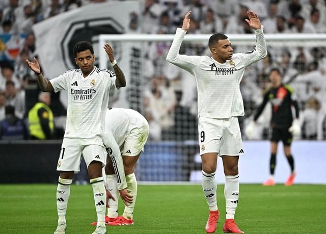 雷速官网-欧洲豪门对话:曼联将对阵皇马-第2张图片-雷速官网 雷速官网-欧洲豪门对话:曼联将对阵皇马-第2张图片-雷速官网