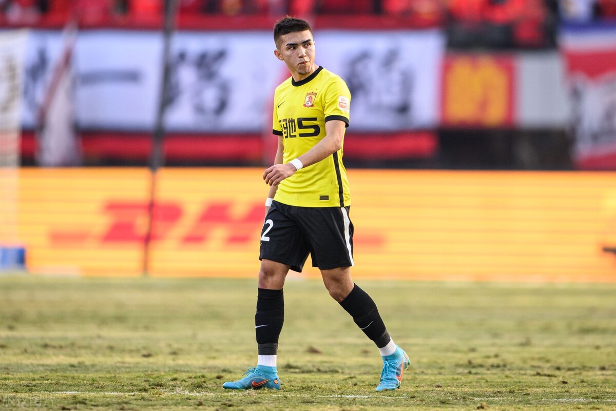 雷速官网-利物浦官宣签约新头号射手，传闻成现实，球迷期待表现-第1张图片-雷速官网