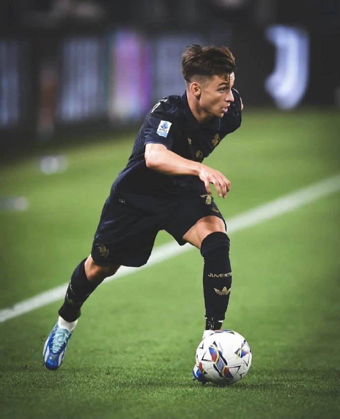 雷速官网-尤文图斯球队士气振奋,信心满满-第1张图片-雷速官网 雷速官网-尤文图斯球队士气振奋,信心满满-第1张图片-雷速官网