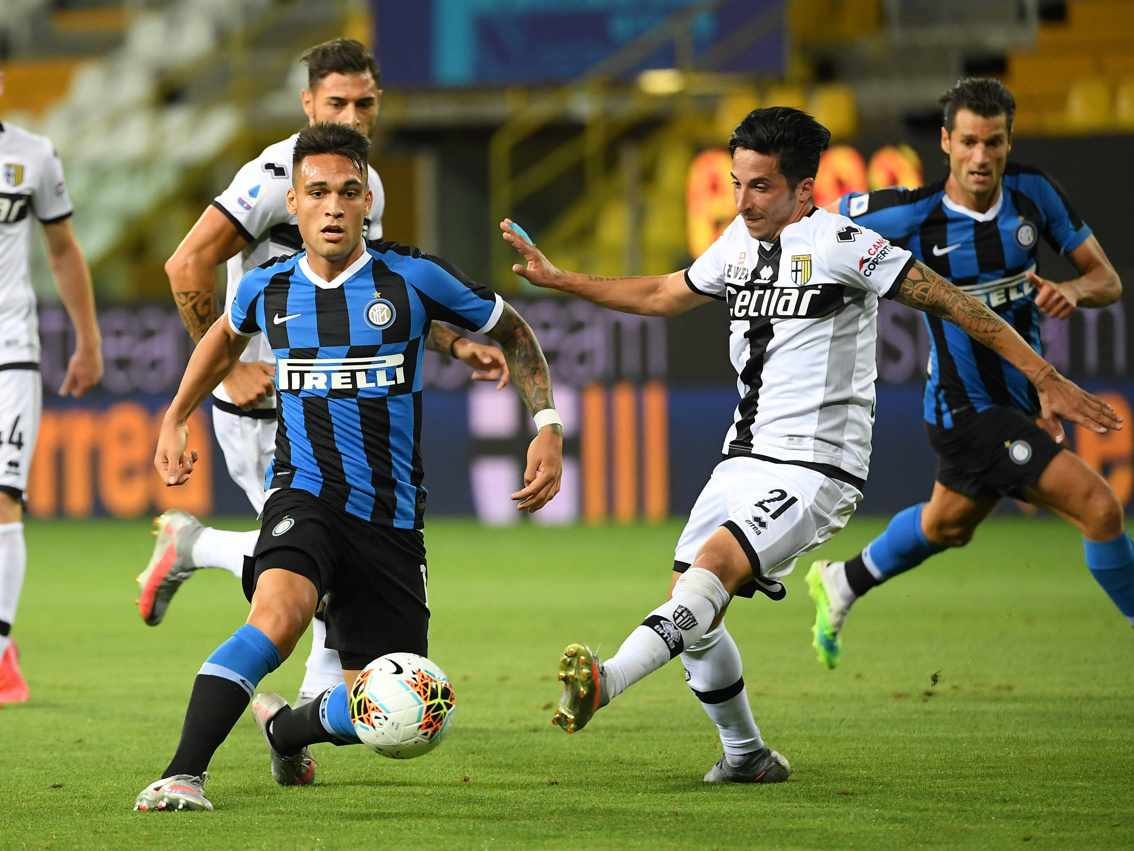 雷速官网-国际米兰迎来关键一役,能否继续领先?-第1张图片-雷速官网 雷速官网-国际米兰迎来关键一役,能否继续领先?-第1张图片-雷速官网