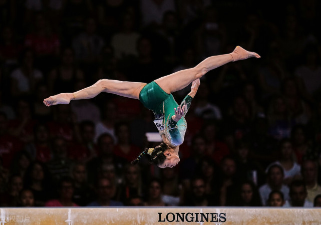 雷速官网-日本体操女队豪取团体冠军力压强敌-第1张图片-雷速官网