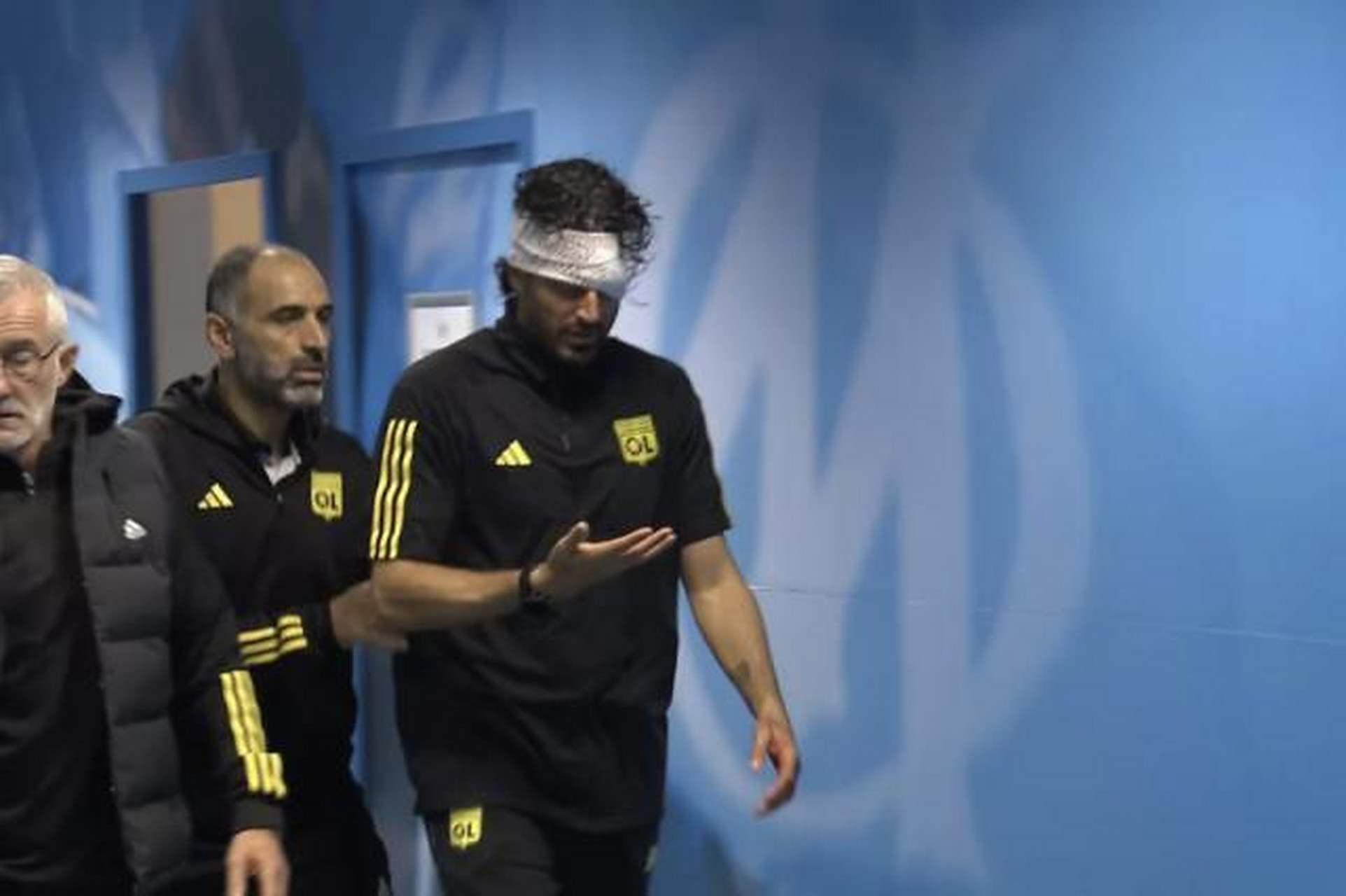 雷速直播-里昂后卫努力奋斗，为球队保持稳定表现-第2张图片-雷速官网