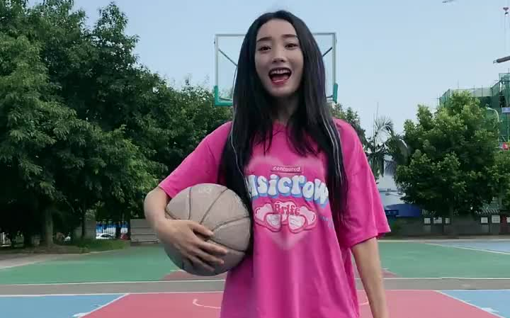 雷速官网-NBA球员参加慈善篮球赛，传递爱心-第1张图片-雷速官网