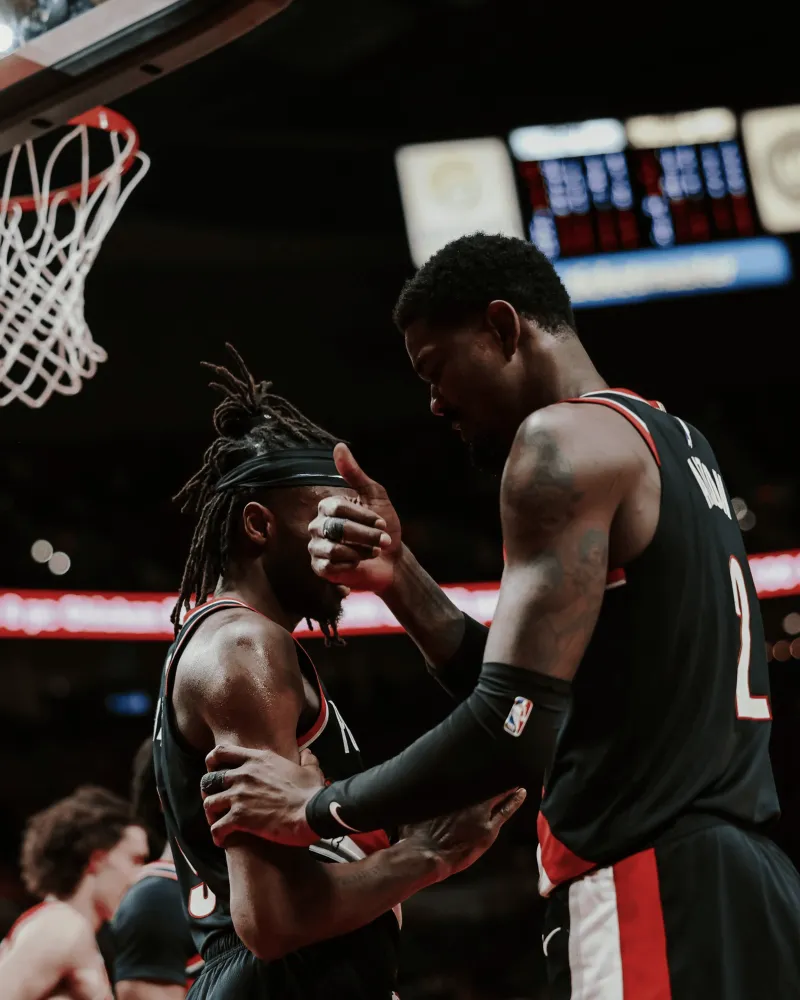 雷速官网-太阳中锋艾顿:我们要坚定信心才能赢下比赛-第2张图片-雷速官网 雷速官网-太阳中锋艾顿:我们要坚定信心才能赢下比赛-第2张图片-雷速官网