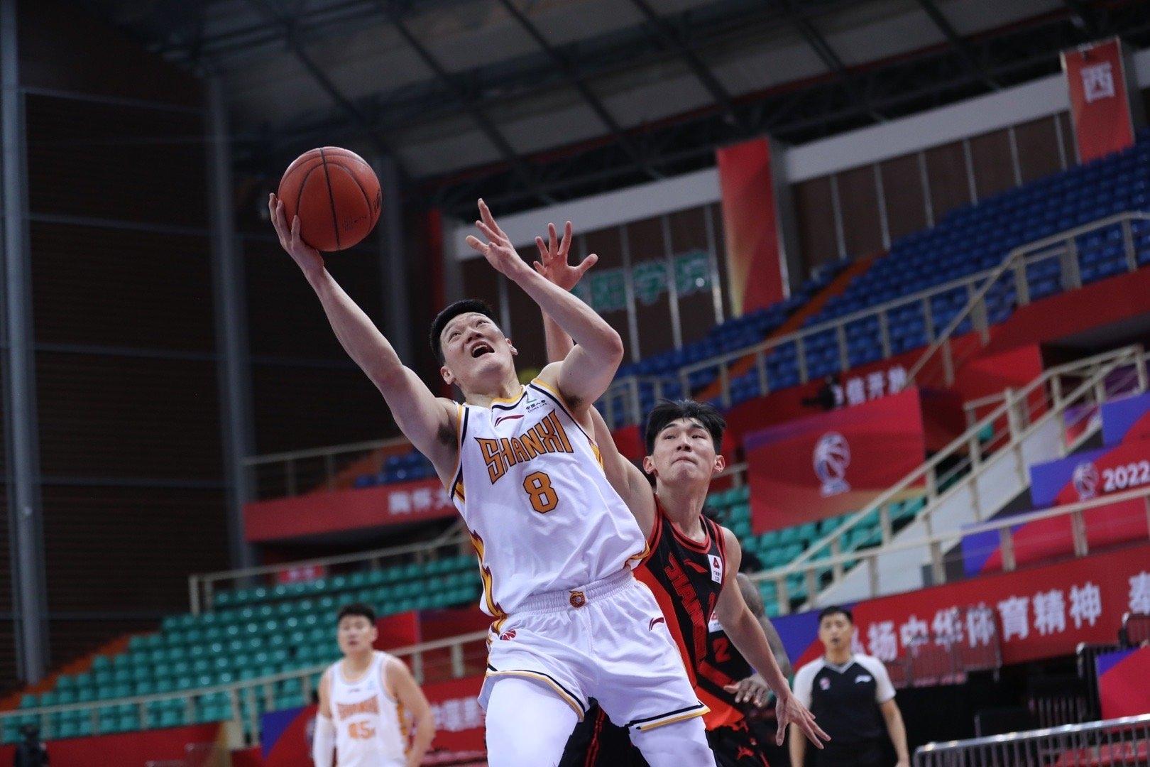 雷速官网下载-里尔球员被紧急召回参加国家队比赛-第1张图片-雷速官网