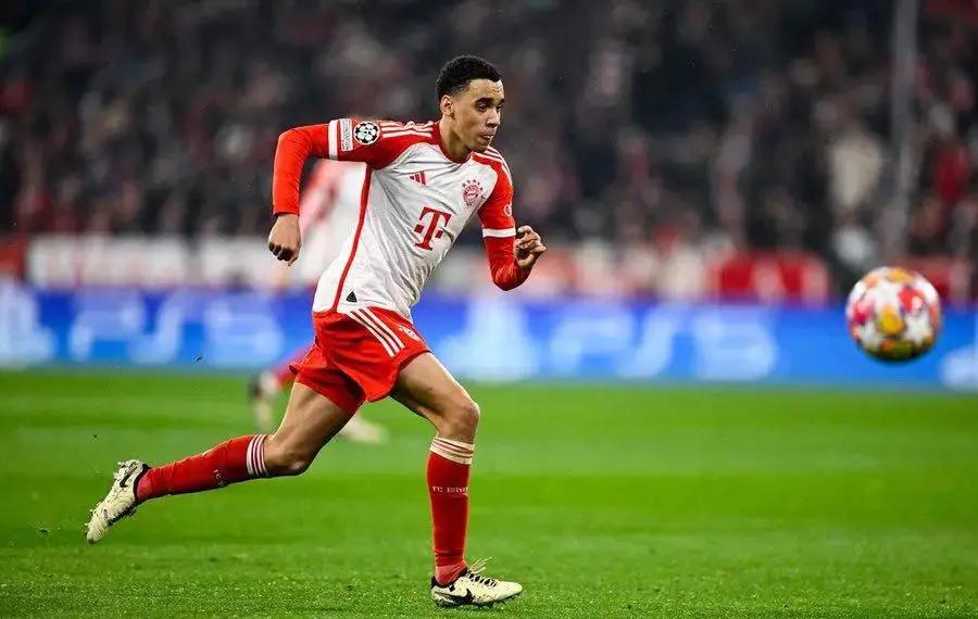 雷速官网-拜仁大胜对手,实力浮出水面-第1张图片-雷速官网 雷速官网-拜仁大胜对手,实力浮出水面-第1张图片-雷速官网