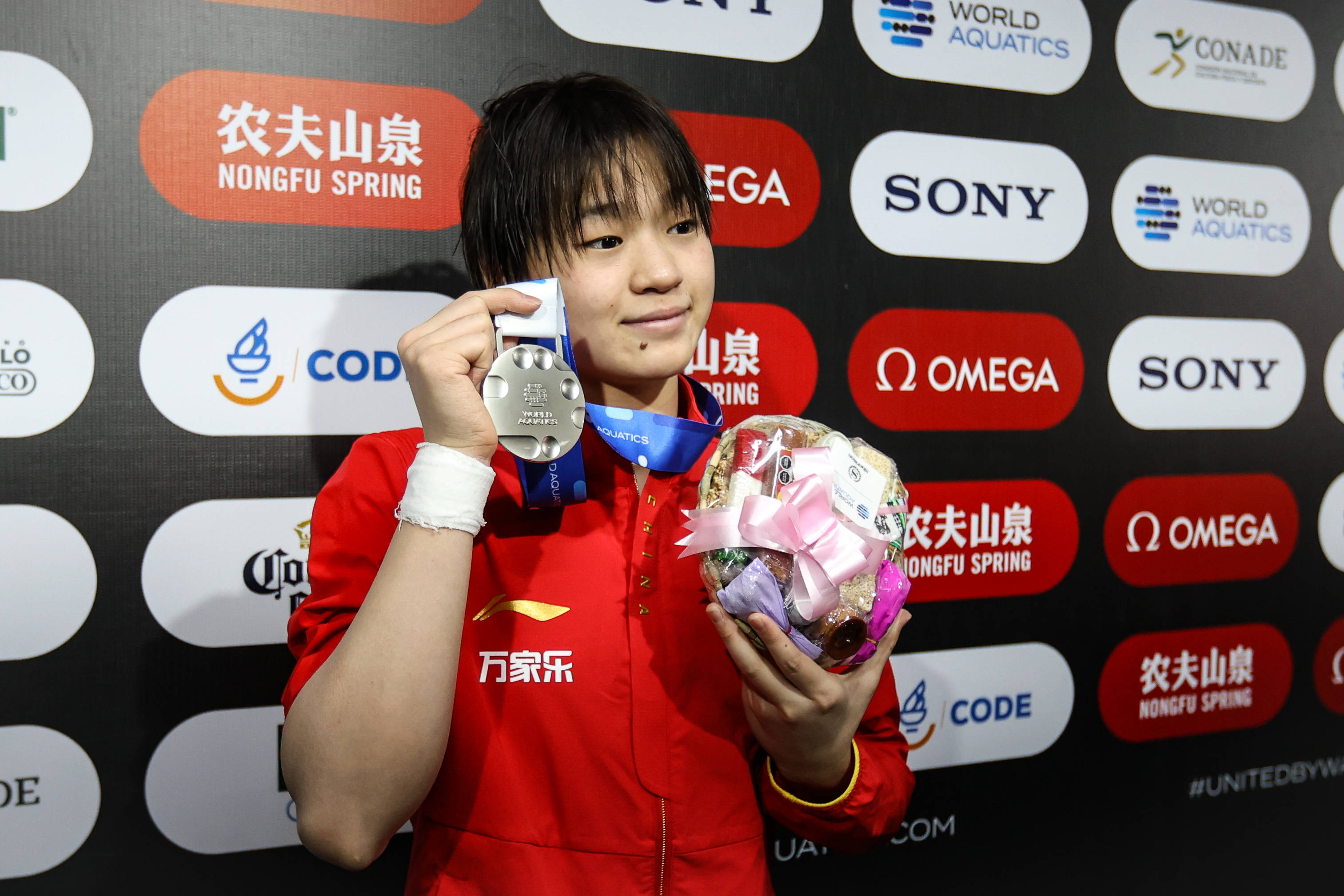 雷速-意大利女子跳水选手稳定发挥,轻松摘银-第1张图片-雷速官网 雷速-意大利女子跳水选手稳定发挥,轻松摘银-第1张图片-雷速官网