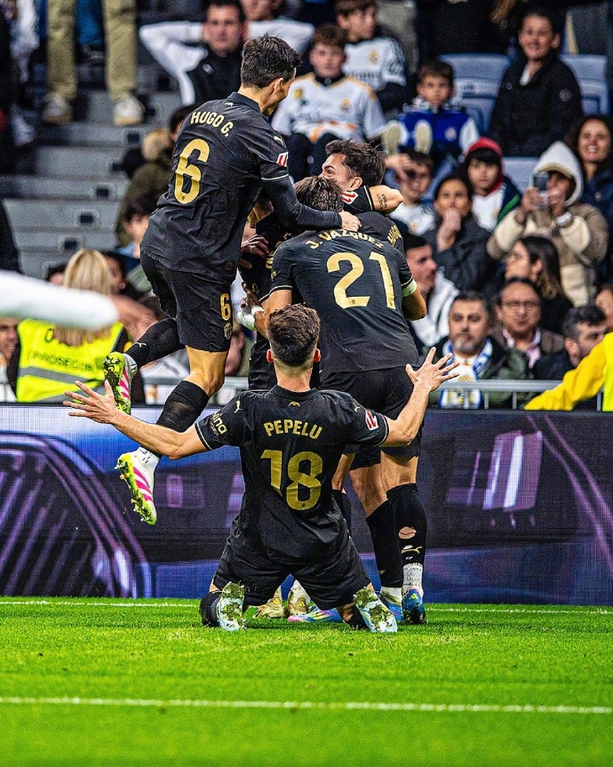 雷速官网-瓦伦西亚客场较劲,抢夺欧战资格-第1张图片-雷速官网 雷速官网-瓦伦西亚客场较劲,抢夺欧战资格-第1张图片-雷速官网