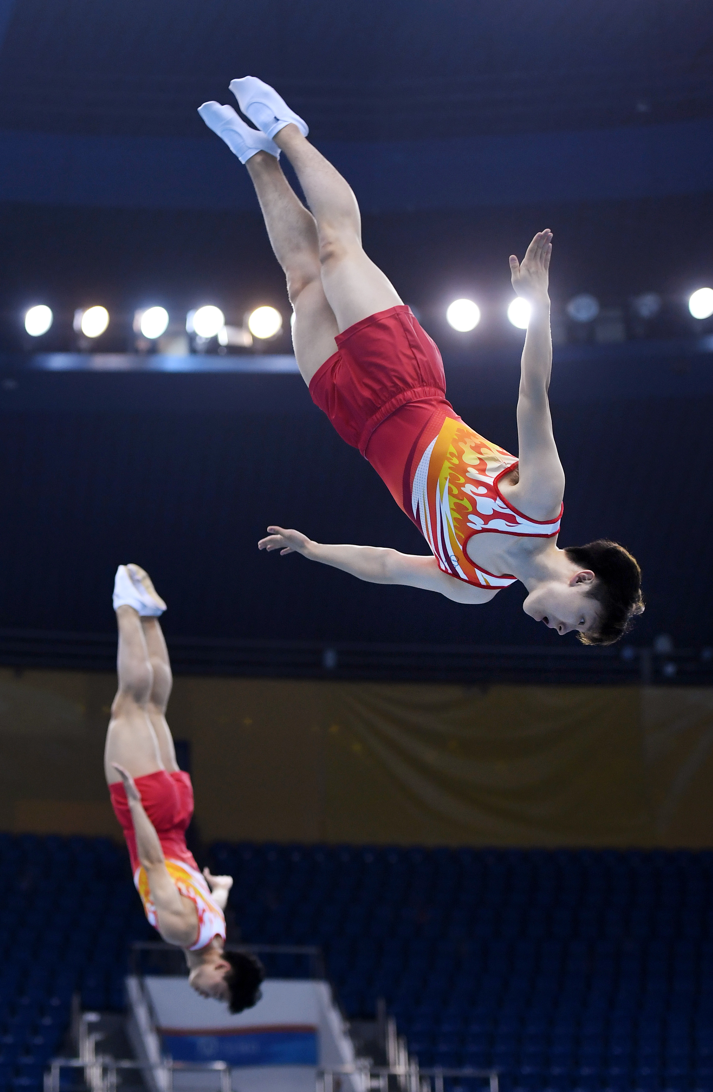 雷速官网-蹦床比赛中国选手勇夺金牌,喜获佳绩-第2张图片-雷速官网 雷速官网-蹦床比赛中国选手勇夺金牌,喜获佳绩-第2张图片-雷速官网