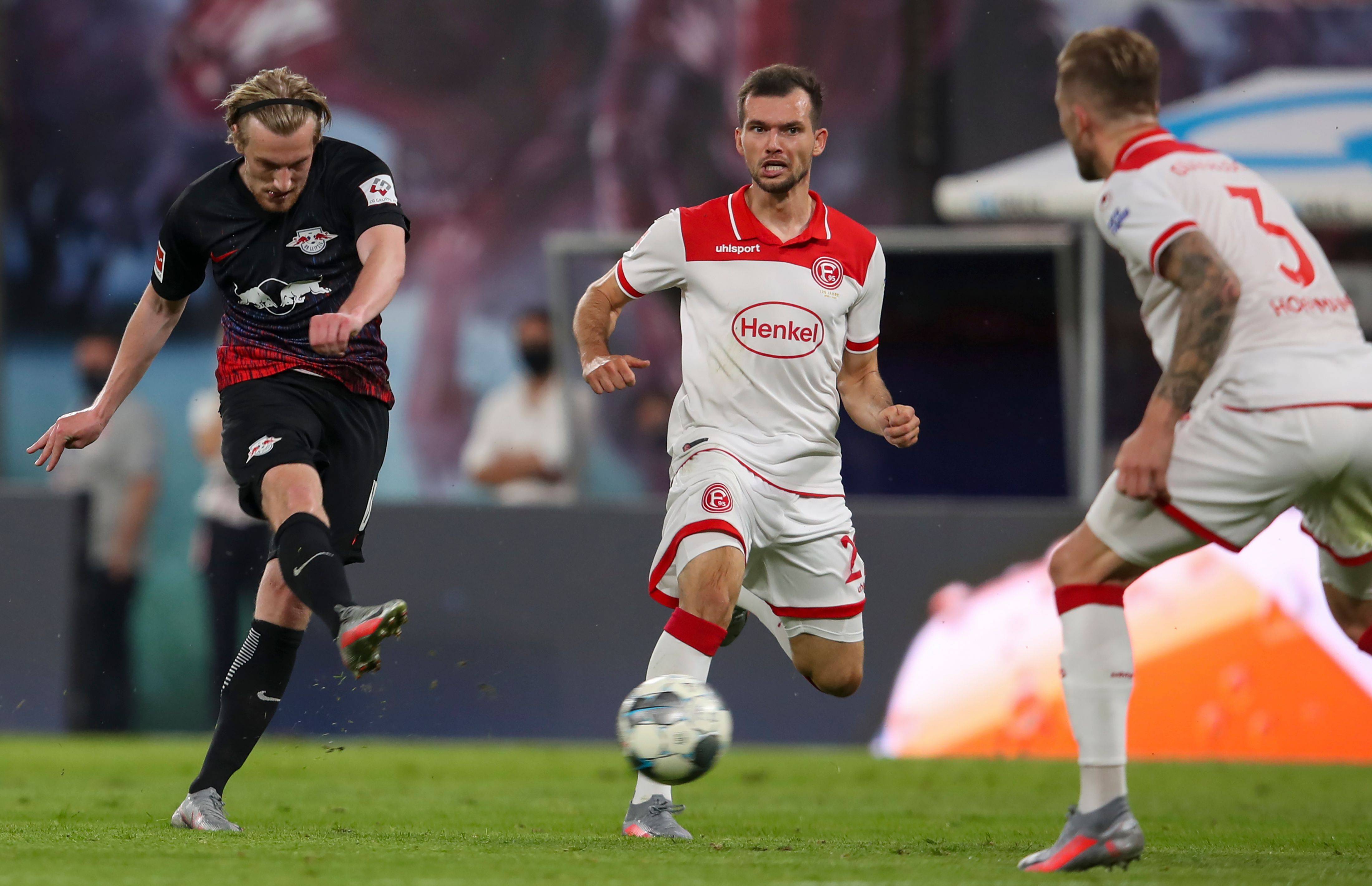 雷速官网-勒沃库森惨遭惨败,保级压力激增-第1张图片-雷速官网 雷速官网-勒沃库森惨遭惨败,保级压力激增-第1张图片-雷速官网