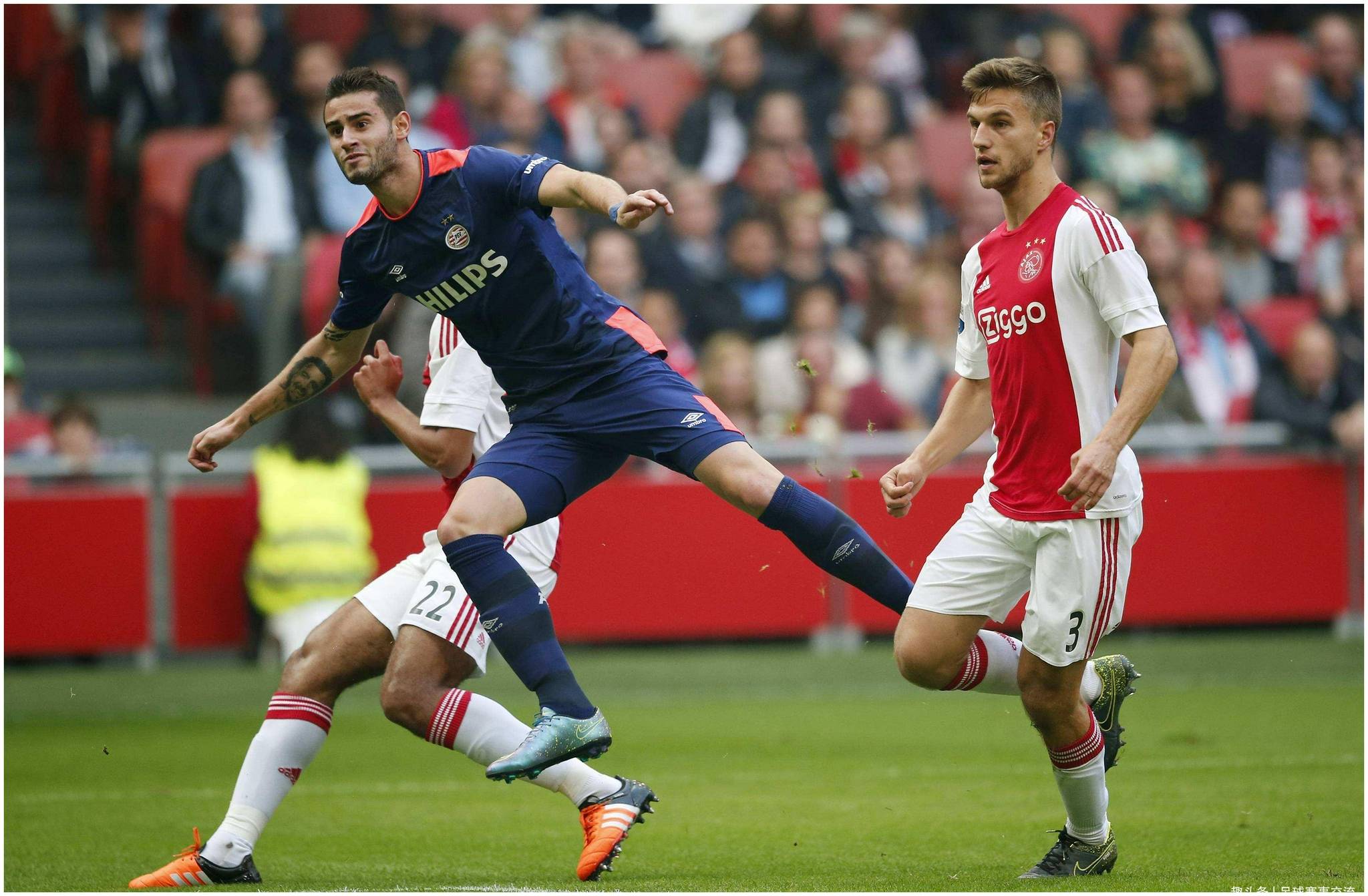 雷速-阿贾克斯惊险战胜巴萨,晋级四强-第2张图片-雷速官网 雷速-阿贾克斯惊险战胜巴萨,晋级四强-第2张图片-雷速官网