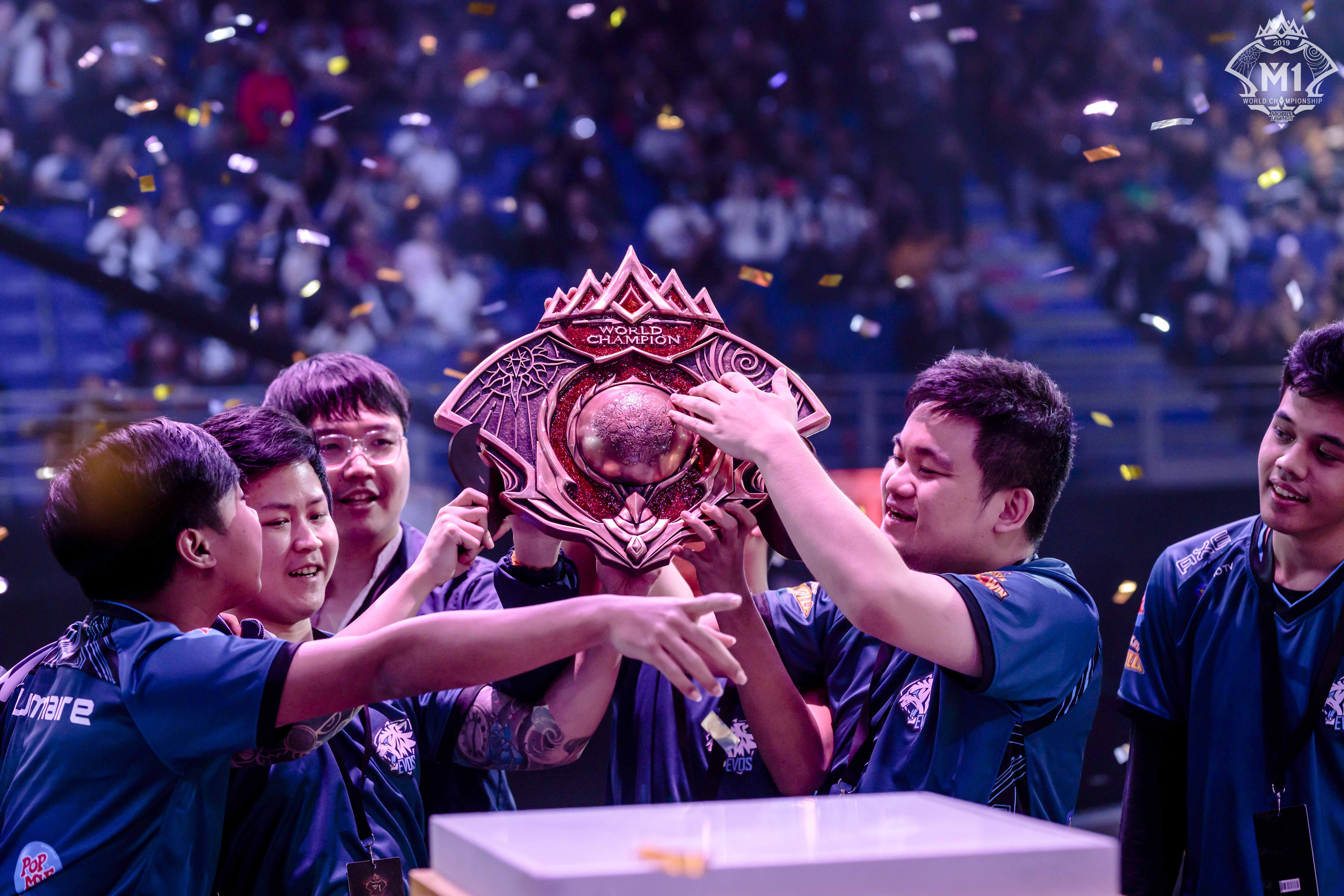 雷速官网-顶尖对阵！足球联赛搏击中的绝对厮杀-第2张图片-雷速官网