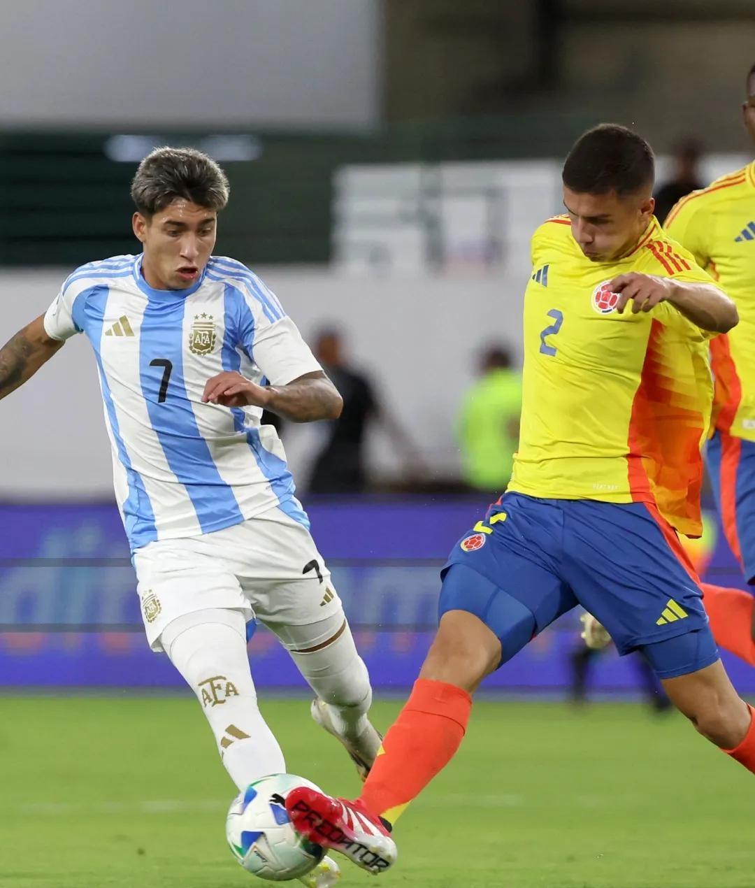 雷速官网-南美组建新队伍投入赛季,引起热议与期待-第1张图片-雷速官网 雷速官网-南美组建新队伍投入赛季,引起热议与期待-第1张图片-雷速官网