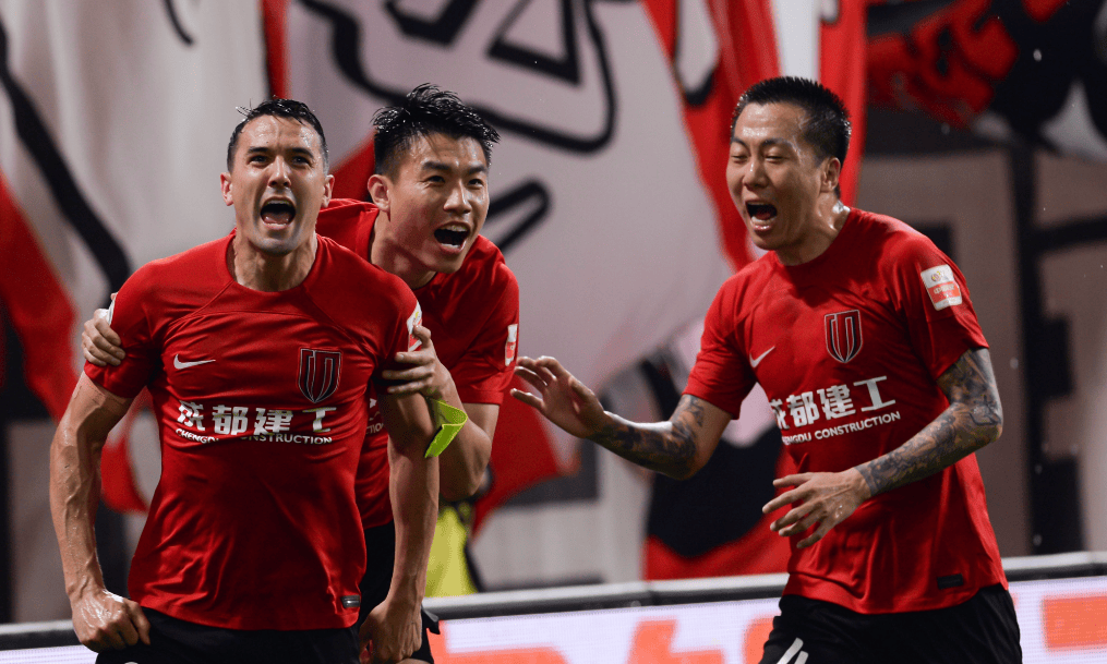 雷速官网下载-国内足球联赛豪强交锋,激烈对抗引燃全场-第1张图片-雷速官网 雷速官网下载-国内足球联赛豪强交锋,激烈对抗引燃全场-第1张图片-雷速官网