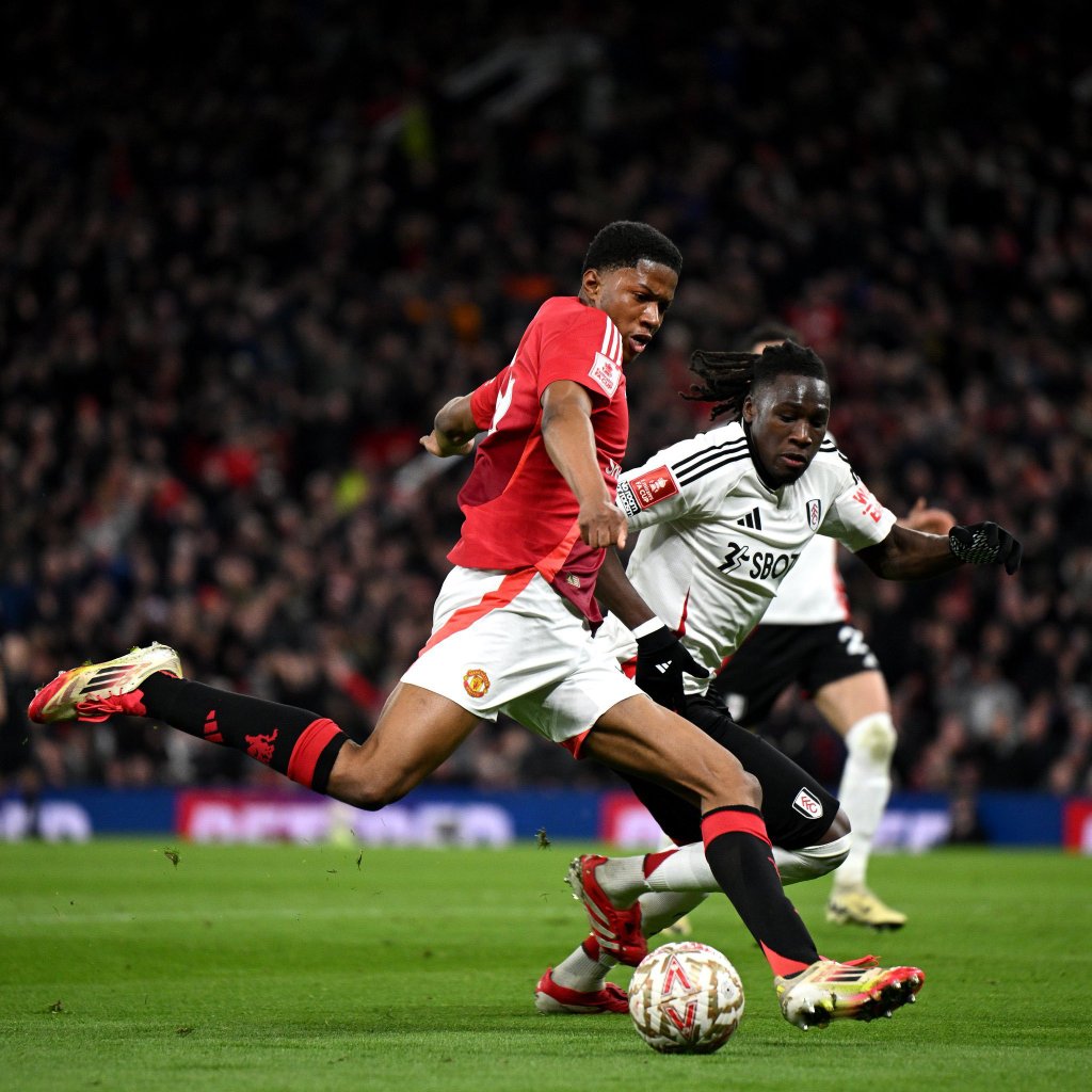 雷速官网下载-曼联主场憾负,欧战资格受损-第1张图片-雷速官网 雷速官网下载-曼联主场憾负,欧战资格受损-第1张图片-雷速官网