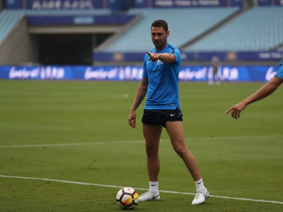 雷速官网-广州富力勇夺胜利，积极调整战术体能！-第2张图片-雷速官网