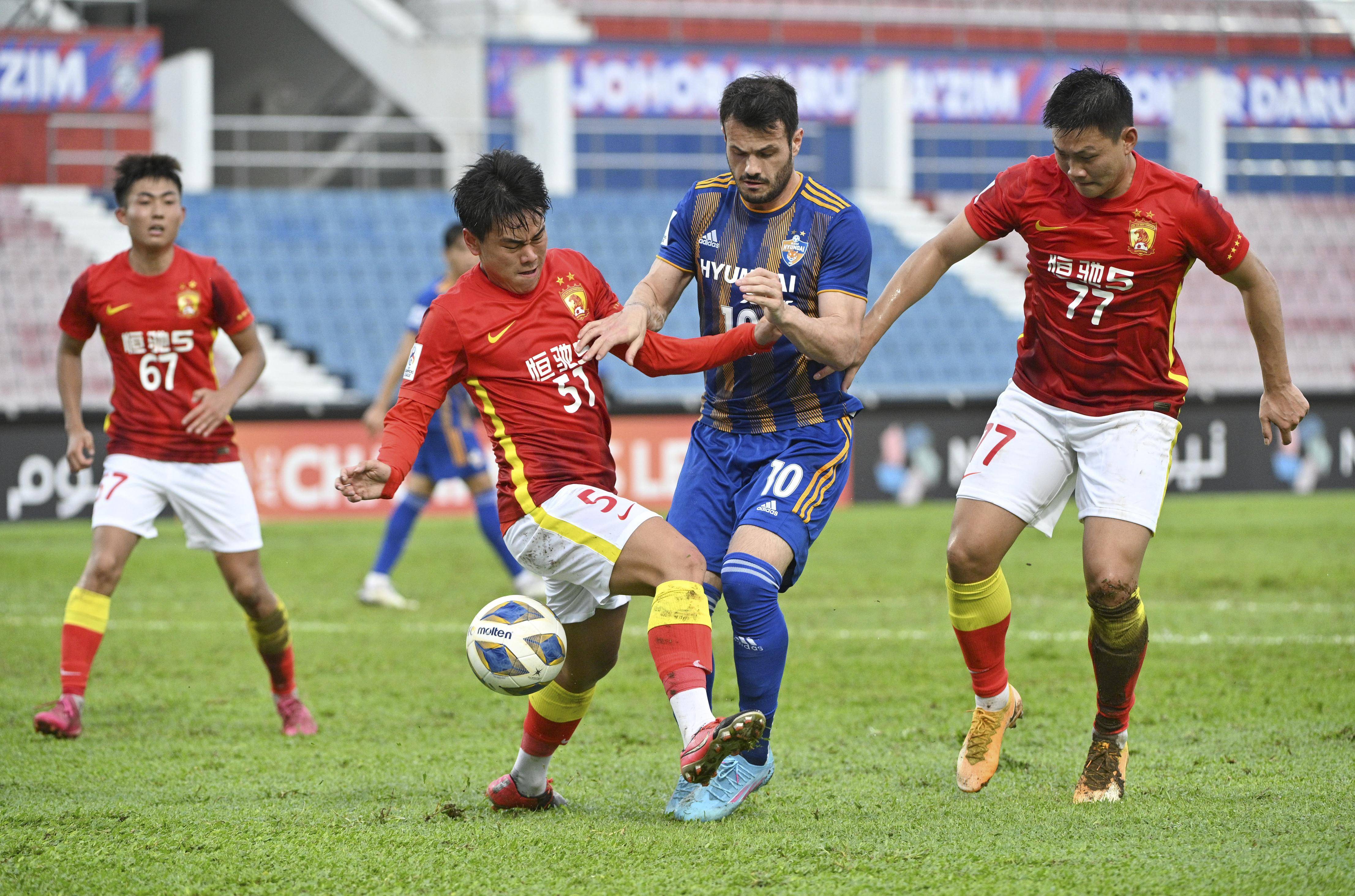 雷速官网下载-中亚球员状态神勇,助球队赢得胜利-第1张图片-雷速官网 雷速官网下载-中亚球员状态神勇,助球队赢得胜利-第1张图片-雷速官网