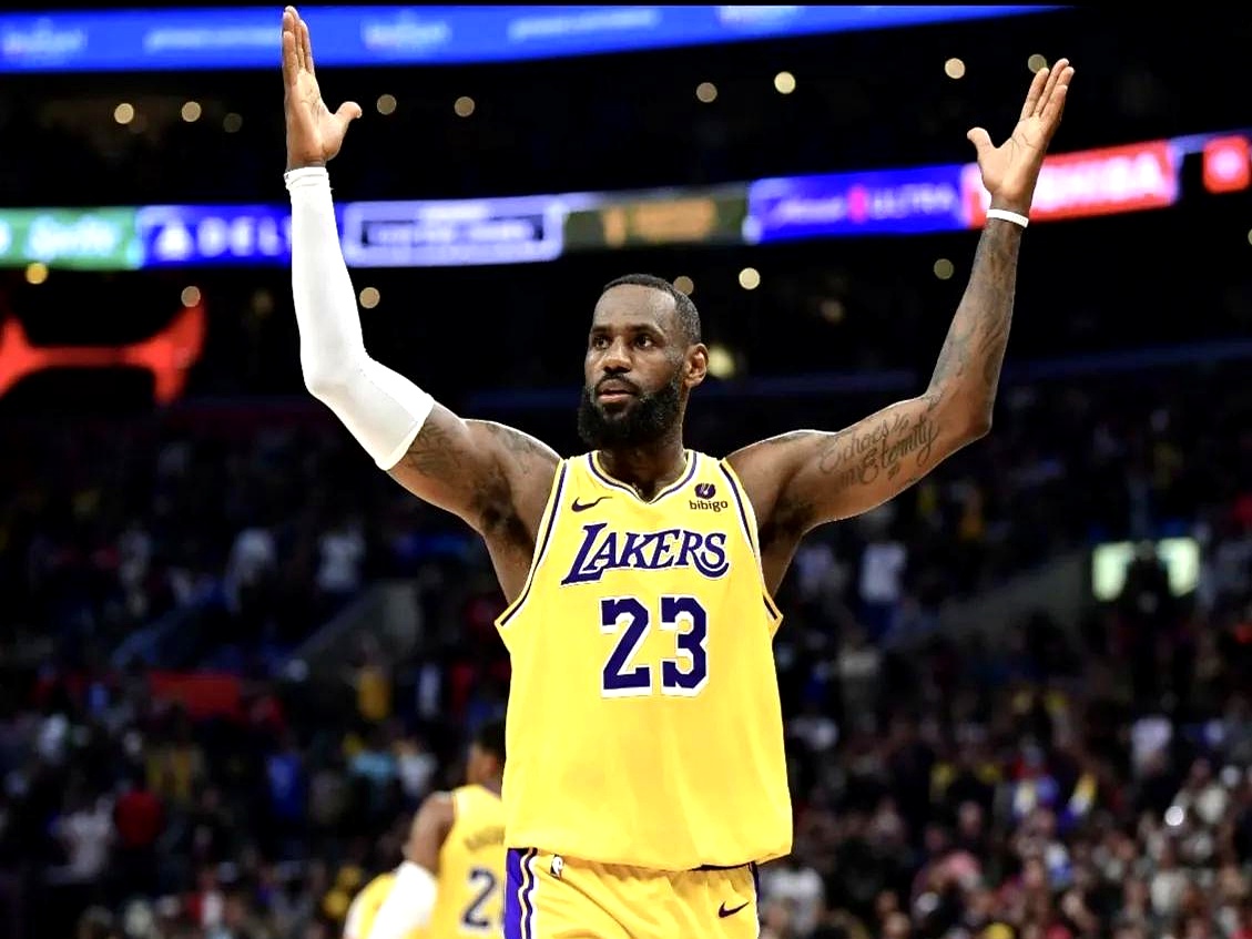 雷速官网-湖人队防守端全面加强，对手难以得分-第2张图片-雷速官网