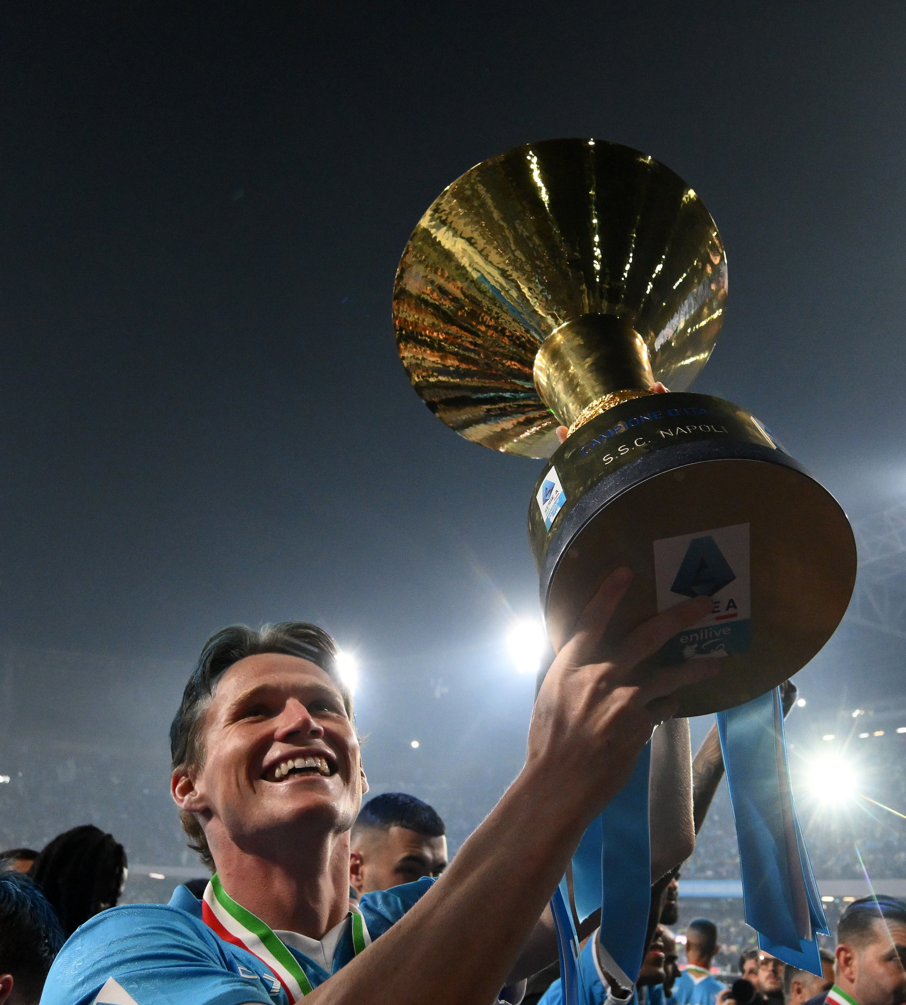 雷速官网-那不勒斯中场受伤无缘下场比赛-第1张图片-雷速官网 雷速官网-那不勒斯中场受伤无缘下场比赛-第1张图片-雷速官网